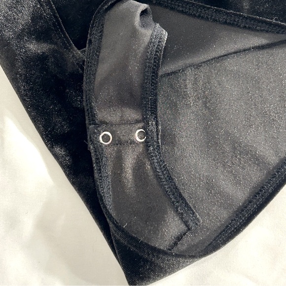 Forever 21 Black Velvet Bodysuit - Picture 4 of 7